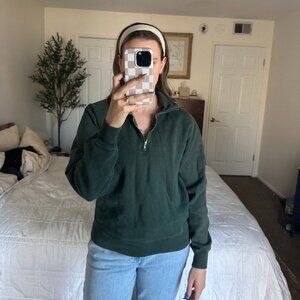 Brandy Melville Pullover Sweater